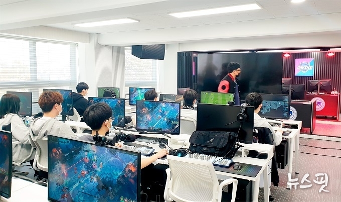 오산대학교 e스포츠과 실습실 모습.(사진=오산대학교)