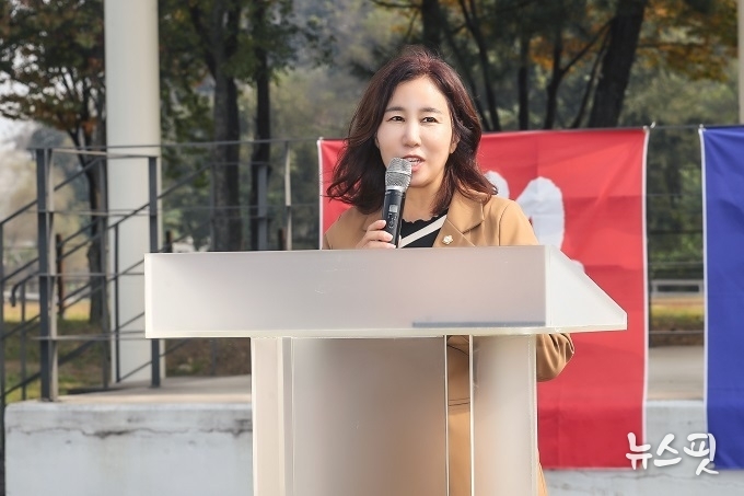 축사중인 김경희 의장(사진=화성시의회)