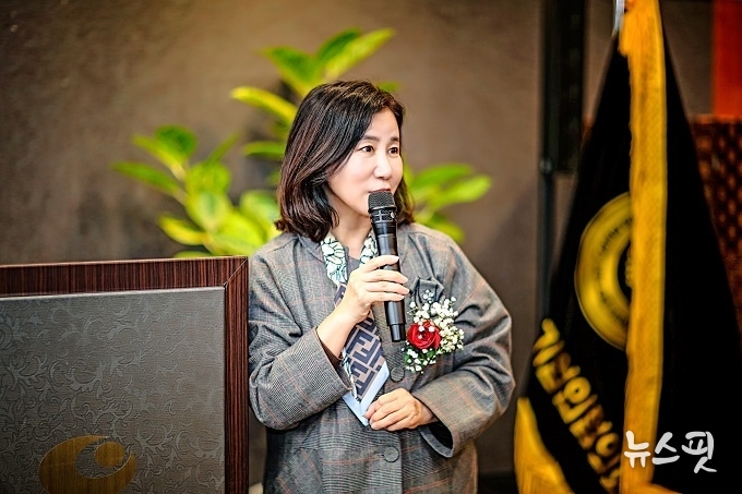 축사하는 화성시의회 김경희 의장.(사진=화성시의회)