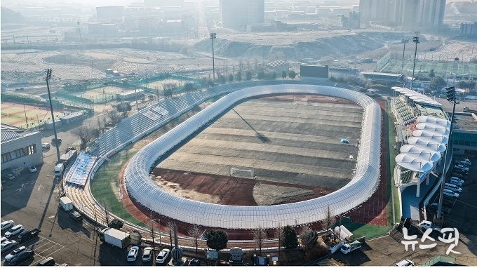 포천시 종합운동장에 동계맞춤형 육상트랙 개장