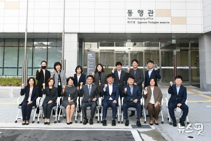 이민근 안산시장, 홍정표 안산교육장과 미래 교육도시 조성 위한 간담회