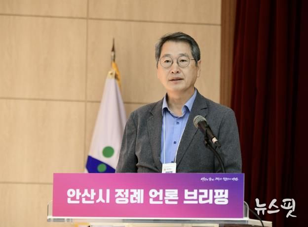 배순철 산업지원본부장