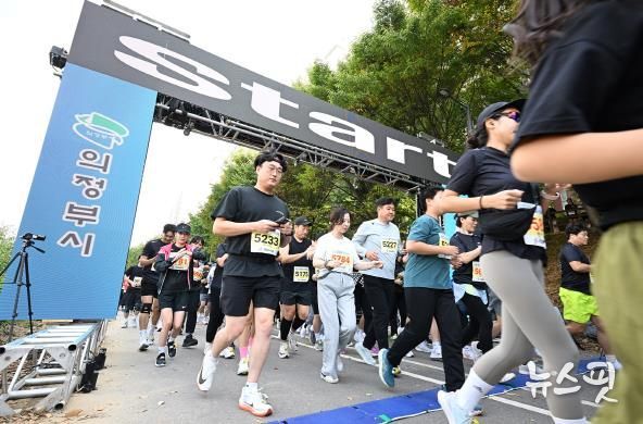 10월 25일 부용천과 중랑천 일원에서 열린 ‘2025 의정부시 하천마라톤 전국대회’ 모습