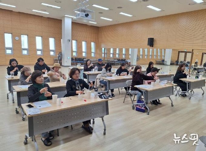 의정부시 송산3동 주민자치회, 환경친화 천연제품 만들기 체험 실시