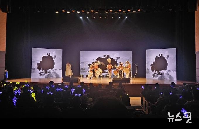 광복80주년 기념공연, 동두천시 시민회관에서 개최