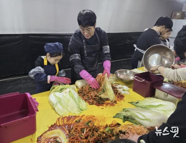 시민 100가정 참여한 ‘제5회 시흥시 로컬푸드 김장체험’ 개막