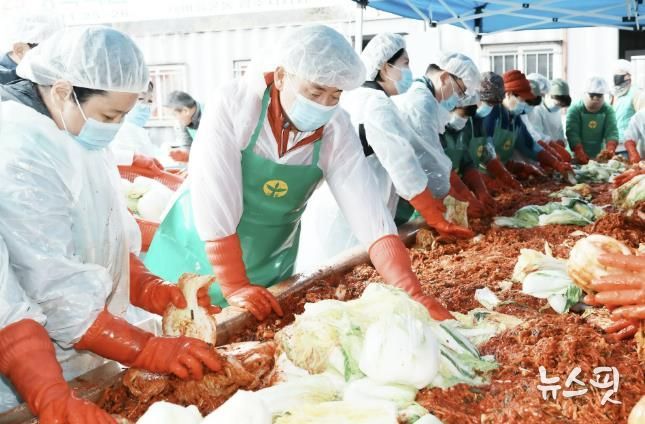 새마을운동 광주시지회, ‘2025 사랑의 김장담그기’ 행사 개최