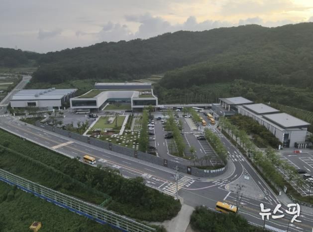 화성도시공사가 운영하는 함백산추모공원의 전경 사진