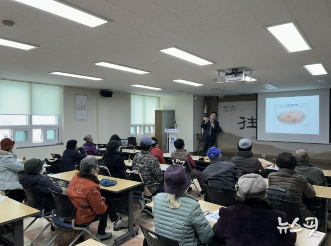 수원시 권선구 사회복지과, 2026 재활용품 수집 노인 안전교육 개최