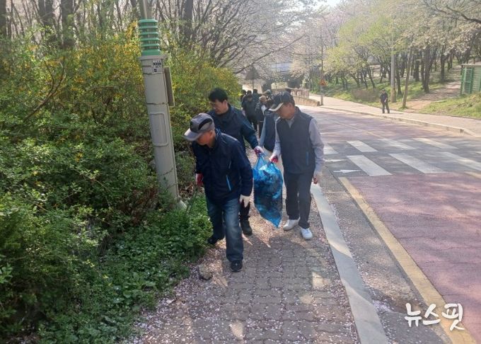 고양시 화정1동,‘쓰레기를 담자, 쓰담쓰담 화정1동 마을대청소’실시