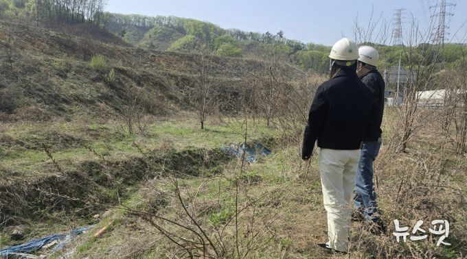 용인특례시는 집중호우에 대비해 공장 부지면적 1만㎡를 넘는 대형 공장 공사 현장 8곳을 점검했다